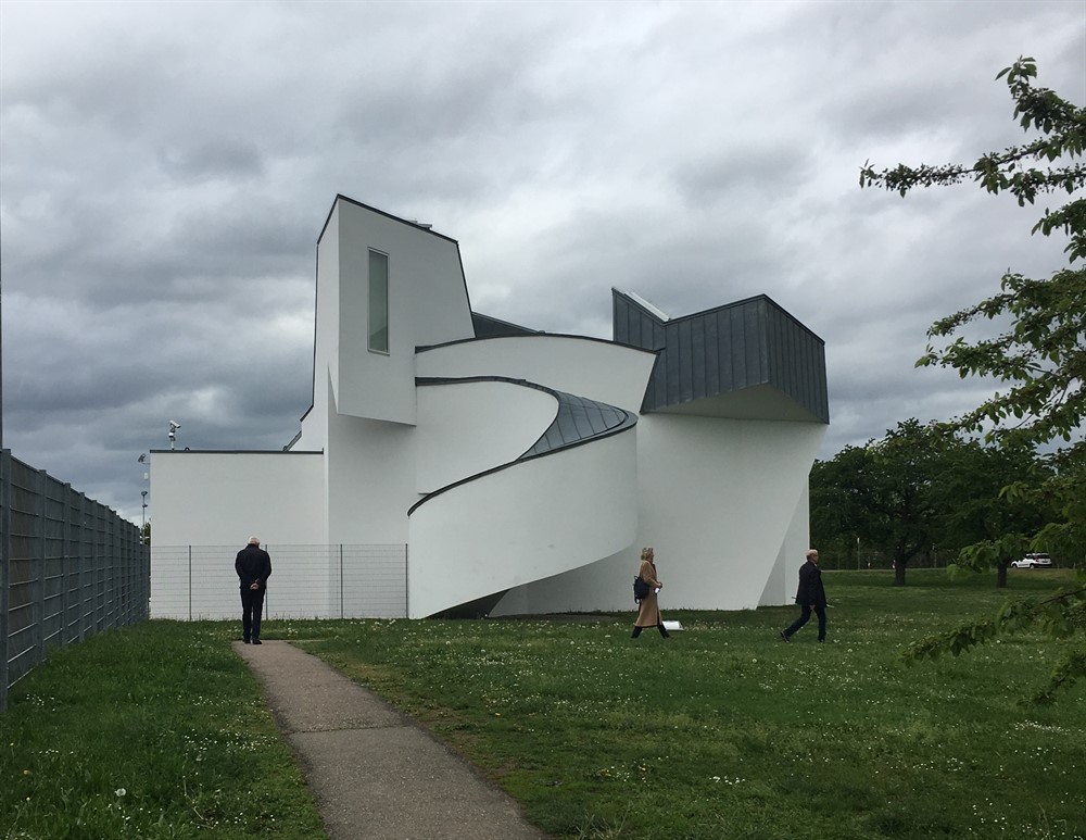 vitra museum gehry